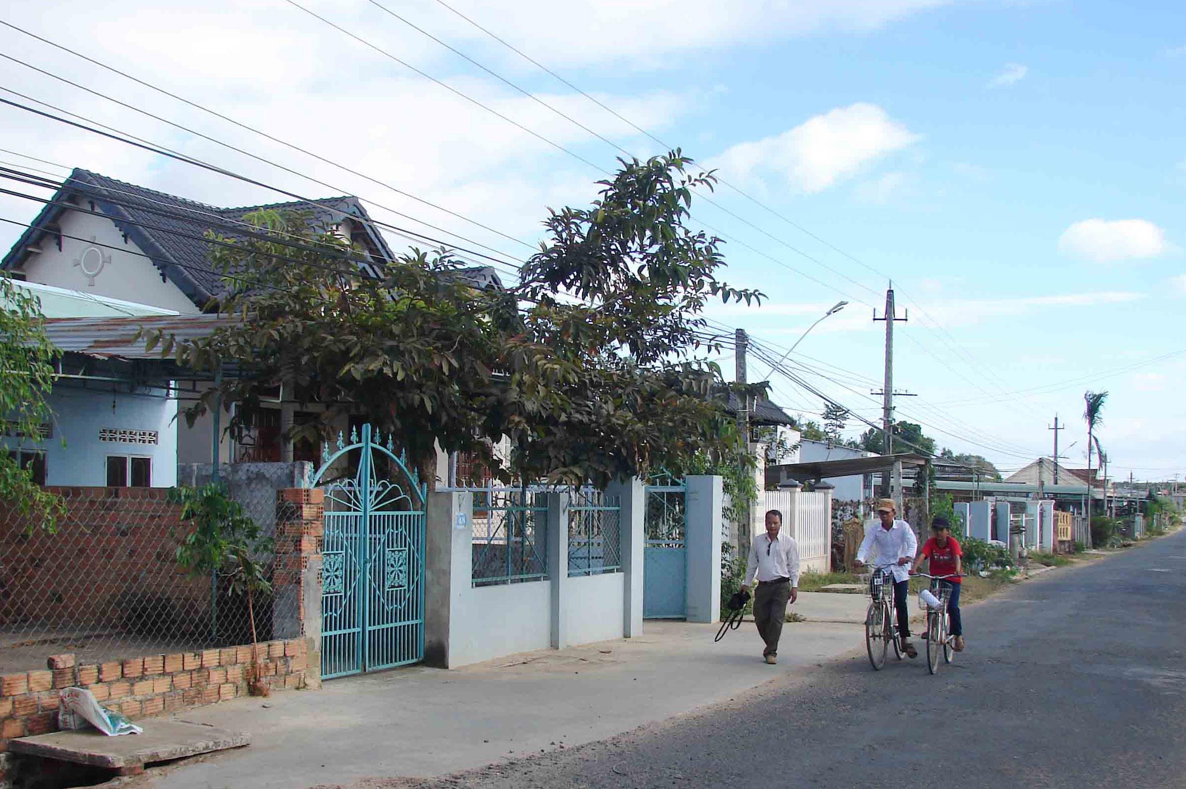 Người Rơ Măm ơn Đảng, ơn Bác Hồ 